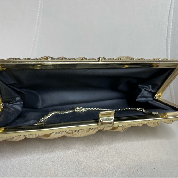Vintage 80's Gold Clutch Purse Handbag Glam Bag - Picture 4 of 4